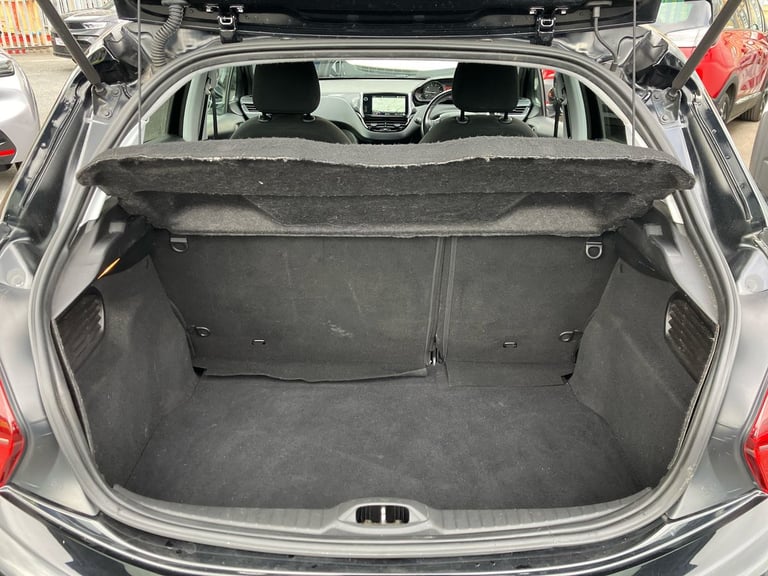 2019 Peugeot 208 1.2 PureTech 82 Tech Edition 5dr [Start Stop] Hatchback Manual