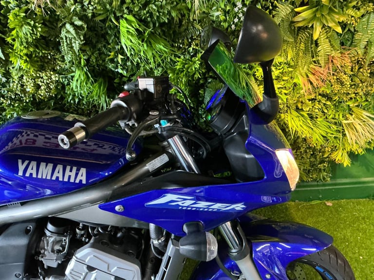 Yamaha FZS 1000 free delivery 