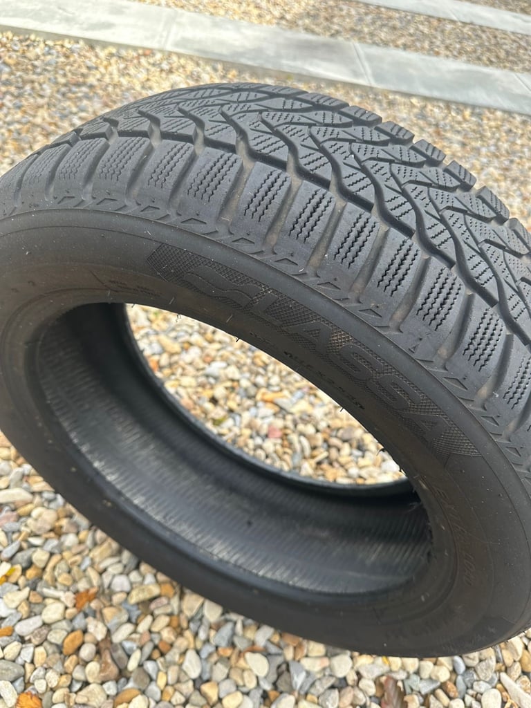 Winter car tyres 
