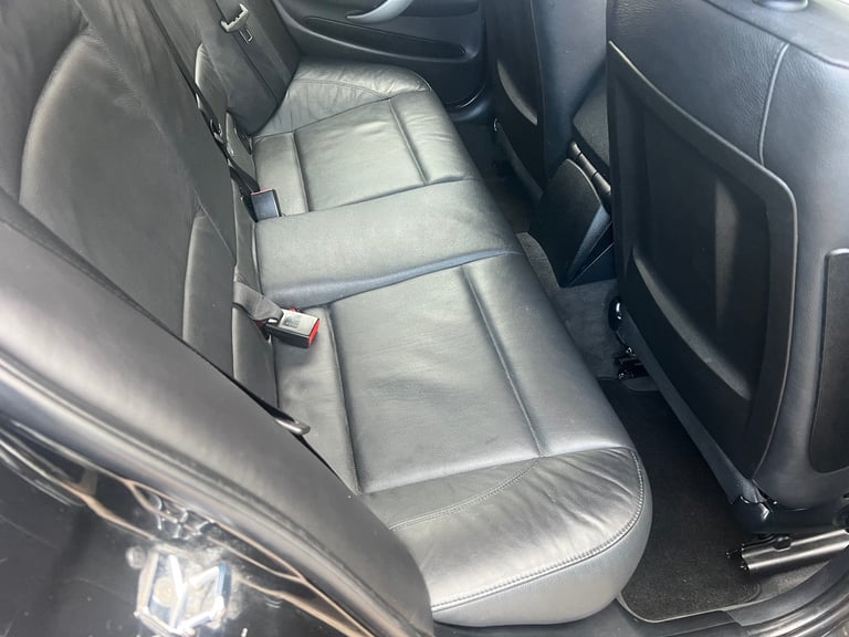 BMW, 1 SERIES, Hatchback, 2008, Automatic 1995 (cc), 5 doors