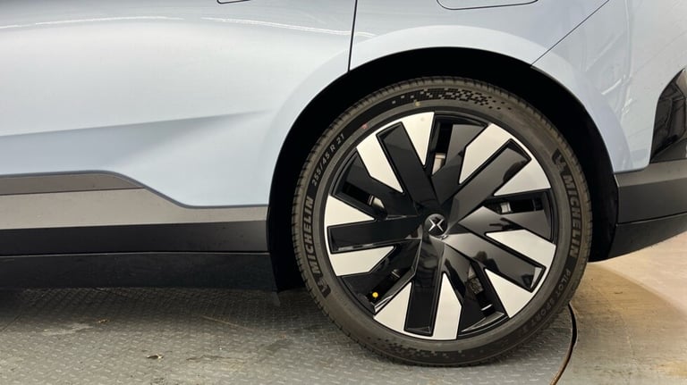 2025 Polestar Polestar 4 Polestar 4 Long range Single motor - Pilot - Plus - Pro Estate Electric ...