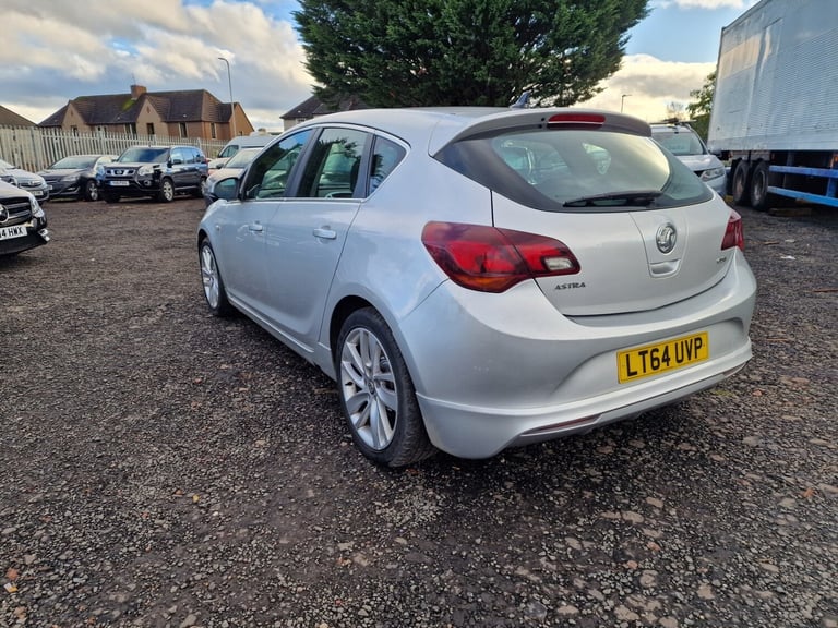 2014 Vauxhall Astra 1.6 CDTi 16V ecoFLEX 136 Tech Line GT 5dr HATCHBACK Diesel Manual