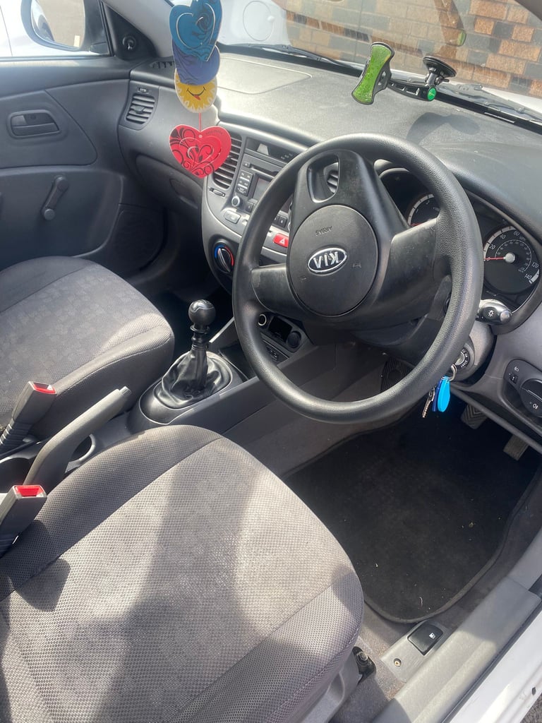Kia, RIO, Hatchback, 2010, Manual, 1493 (cc), 5 doors