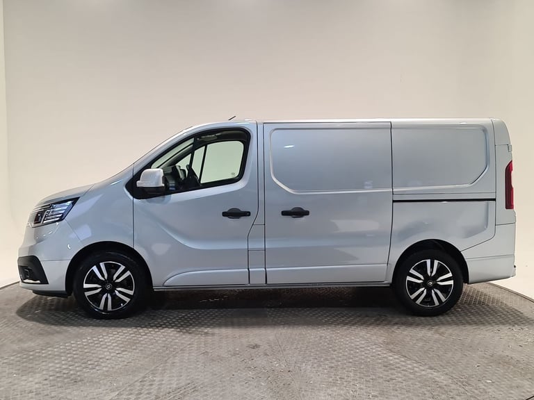 2022 Renault Trafic 2.0 DCI BLUE SL28 SPORT+ L1 H1 150 BHP SWB Panel Van Diesel Manual