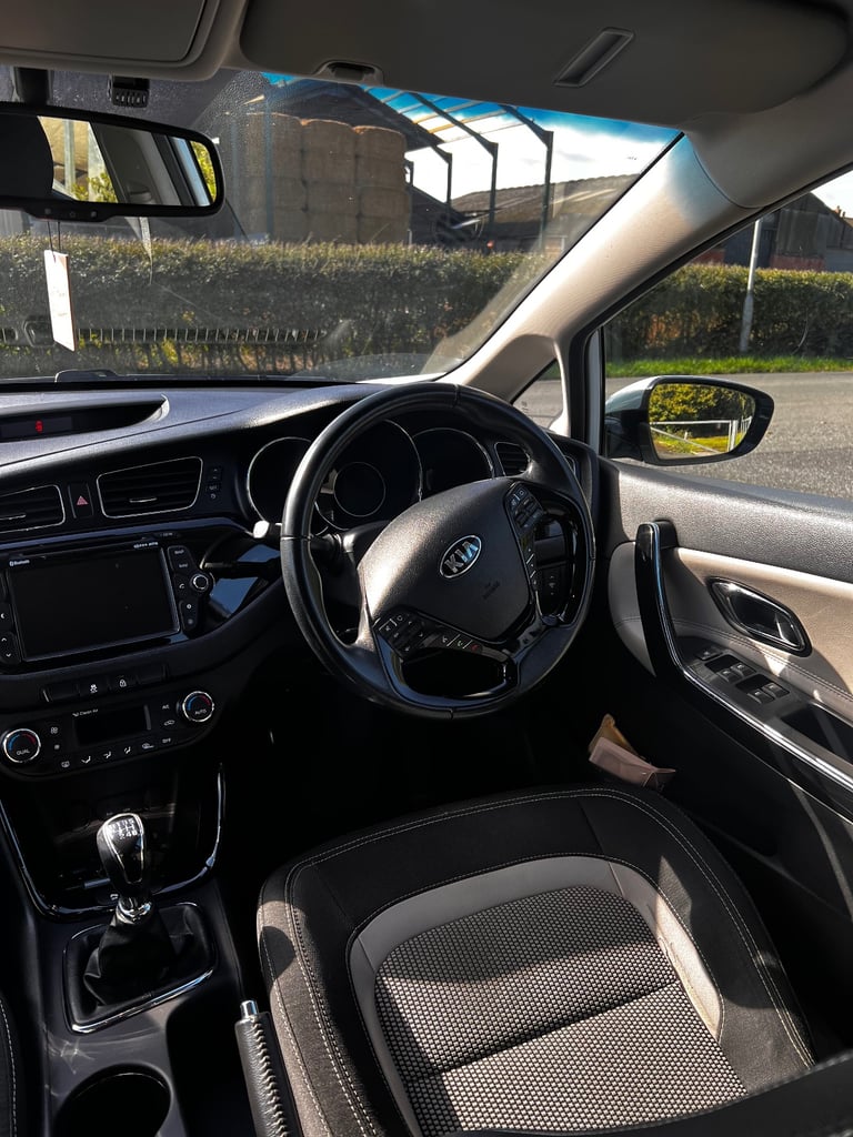 Kia, CEED, Hatchback, 2013, Manual, 1582 (cc), 5 doors ***£20 ROAD TAX*** HUGE SPEC