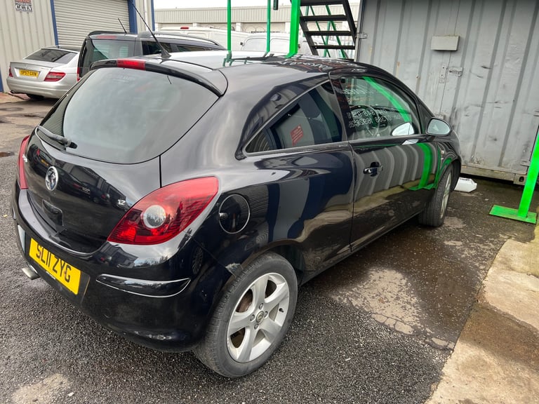 1 owner from new 2011 11 reg Vauxhall corsa 1.2 petrol mot 1 year psh 2 keys £1295