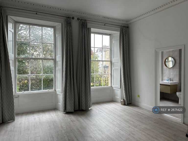 image for 1 bedroom flat in Caledonia Place, Bristol, BS8 (1 bed) (#2671422)