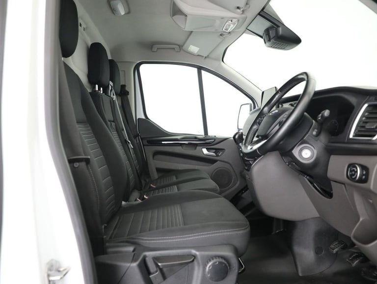 2022 Ford Transit Custom 2.0 300 EcoBlue Limited Panel Van 5dr Diesel Manual L2 H1 Euro 6 (s/s) (...