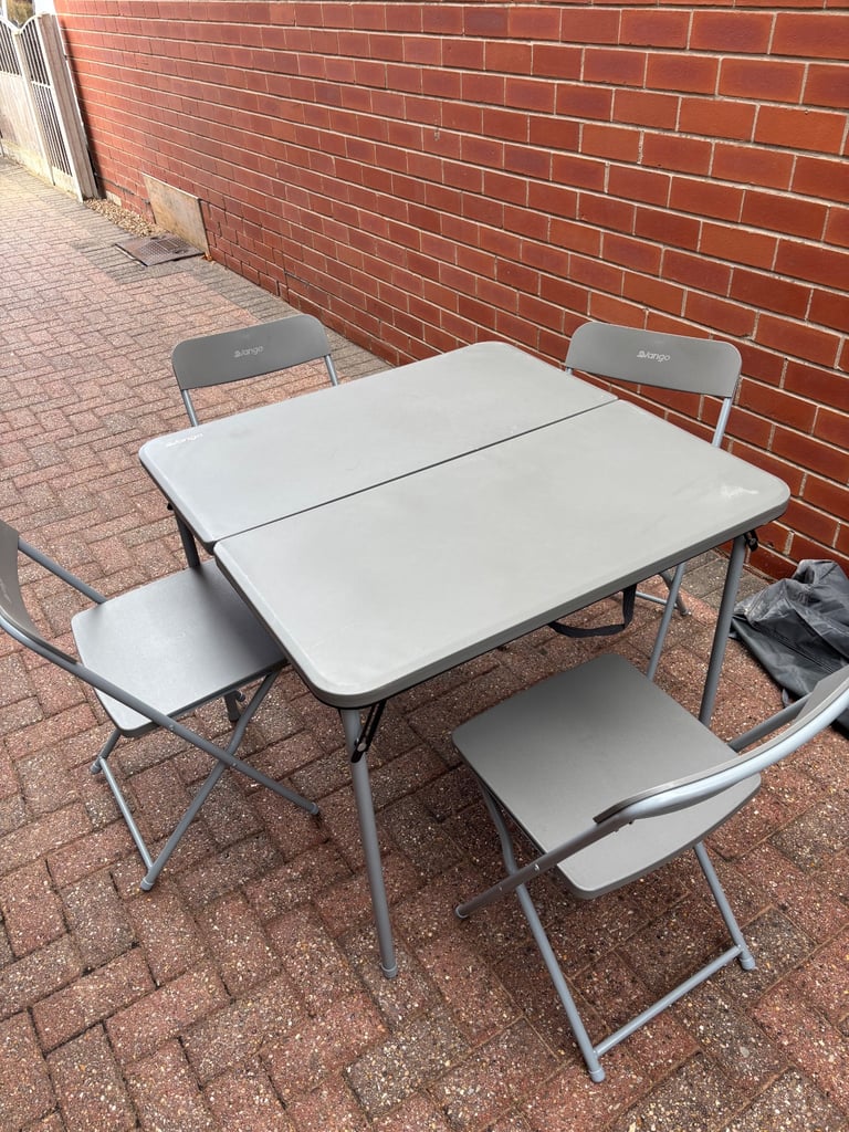 Vango orchard table/chairs set