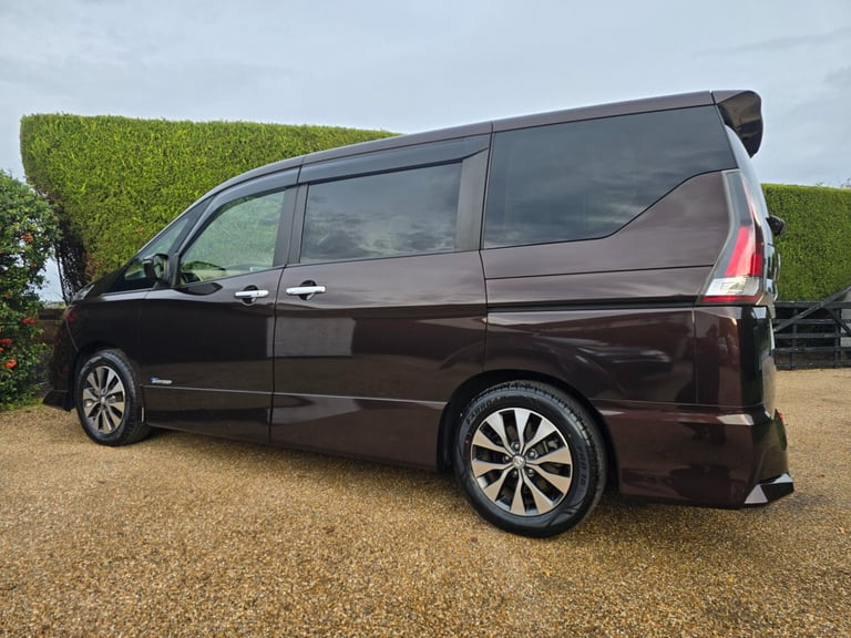NISSAN SERENA 2.0 S-HYBRID Highway Star V - AUTOMATIC - 8 SEATER - 5DR - 2018
