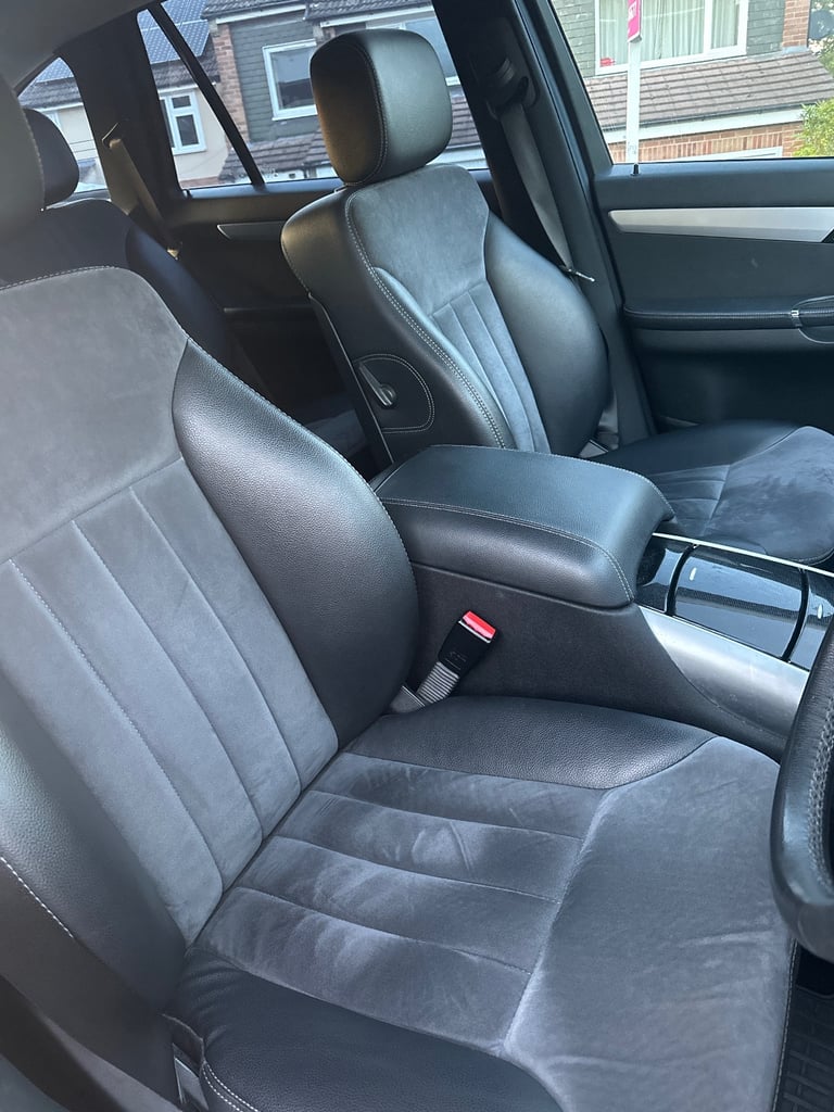 image for Mercedes-Benz, R CLASS, 4 matic  320. CDI 2009, Semi-Auto, 2987 (cc), 5 doors