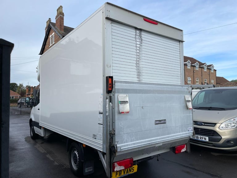 MERCEDES-BENZ SPRINTER 2.0 CDI 315 PROGRESSIVE 14FT LUTON WITH TAIL LIFT EURO 6