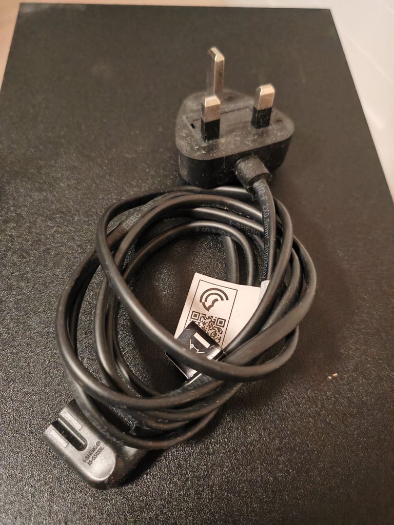 Samsung Soundbar and Subwoofer 2.1 Kit