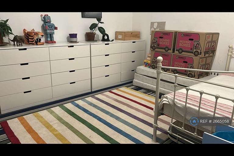 4 bedroom house in Overhill Road, London, SE22 (4 bed) (#2665058)