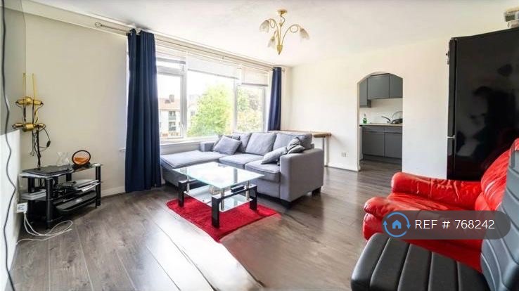 1 bedroom flat in Arden Grove, Birmingham, B16 (1 bed) (#768242)