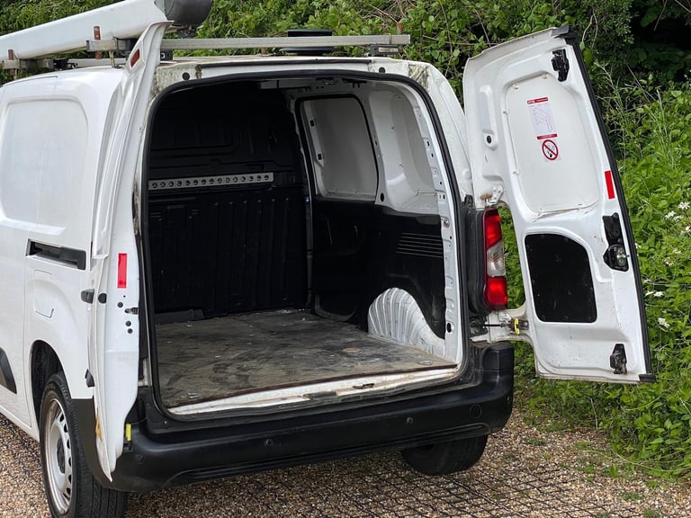 2019 Vauxhall Combo 2300 1.6 Turbo D 100ps H1 Edition Van PANEL VAN Diesel Manual