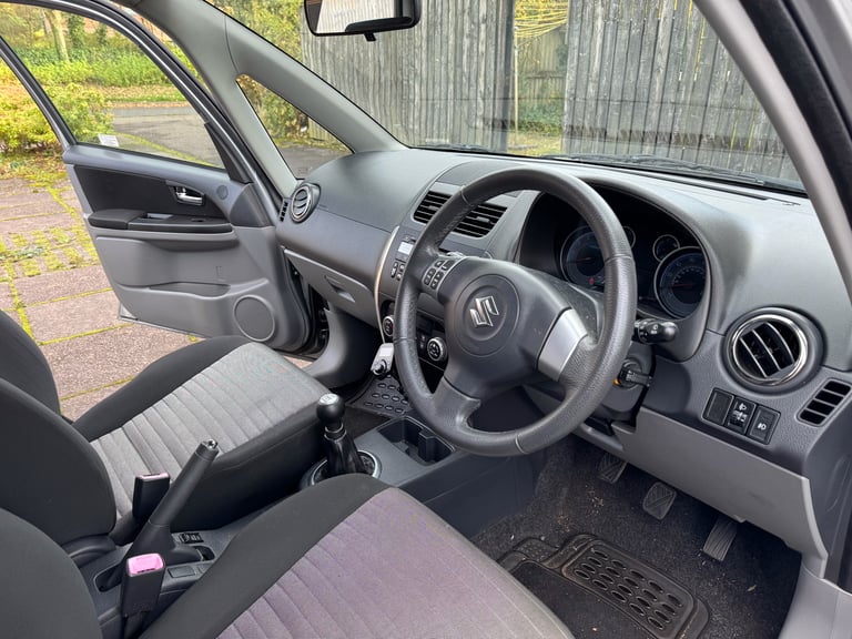 Suzuki SX4 SZ5 1.6 (2011) Manual – 104,600 Miles – ULEZ Free – MOT 26 Jan 2026 - 2 Keys