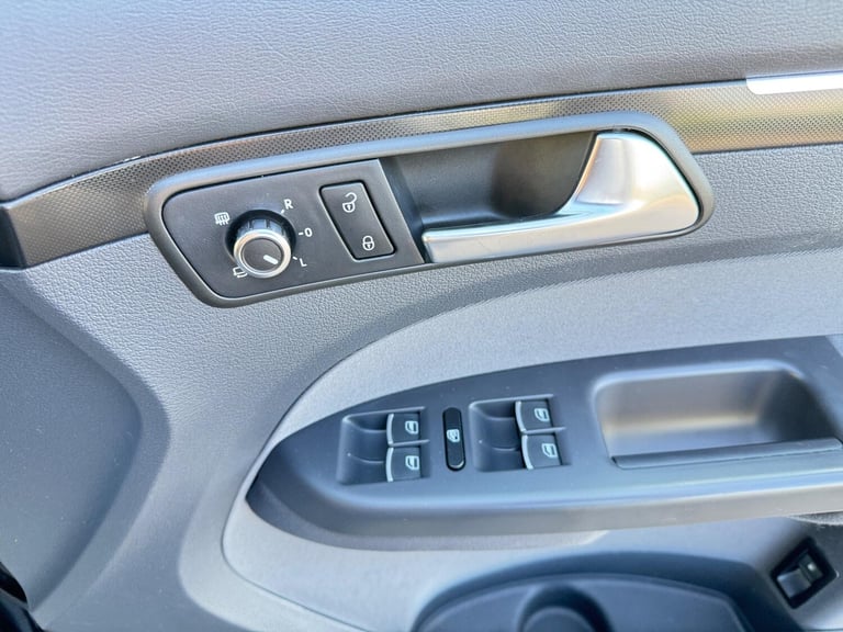 2025 Volkswagen Touran VW Touran 1.4 TSI SE DSG 5dr (7 Seats) Petrol Automatic