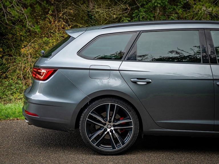 2018 SEAT Leon 2.0 TSI Cupra 300 ST Euro 6 (s/s) 5dr ESTATE Petrol Manual