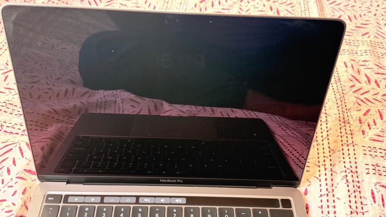 MacBook Pro 13" Space Grey (A2338, M2) – 8GB RAM, 512GB SSD, Excellent Condition