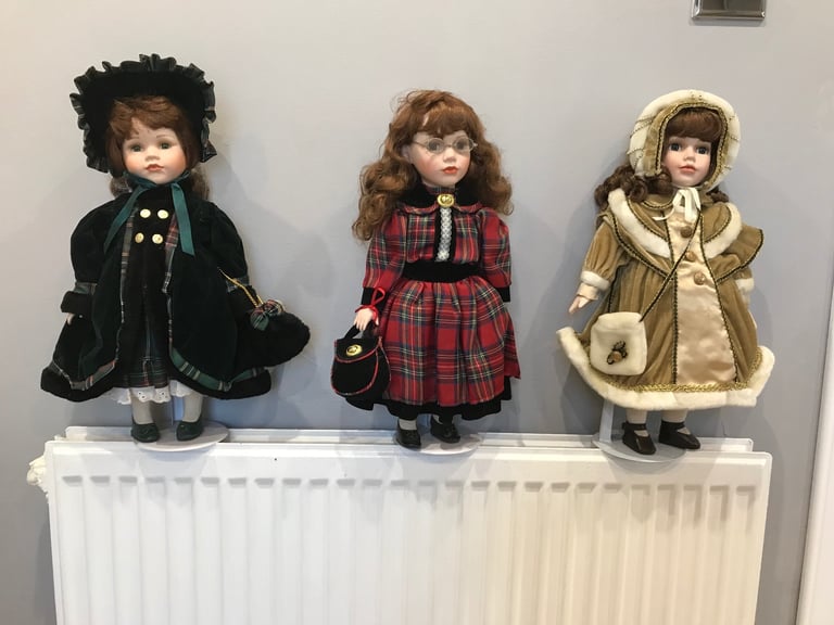 image for Porcelain Dolls