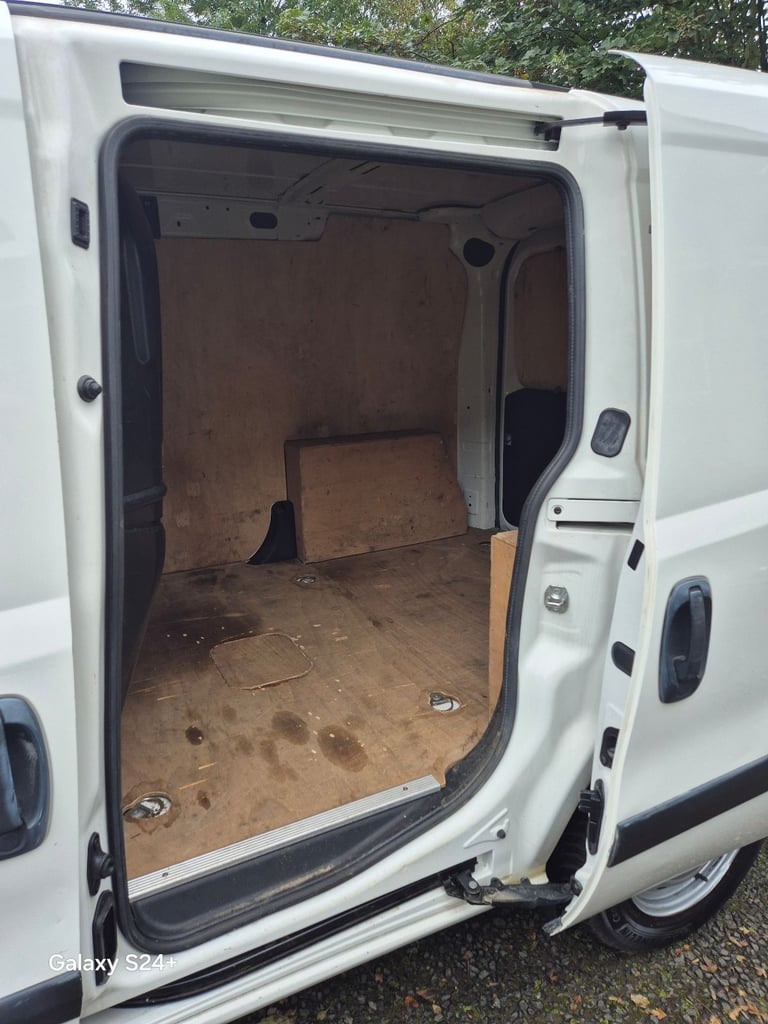 Vauxhall, COMBO 2017 Manual,full 12 months mot 1248 (cc)