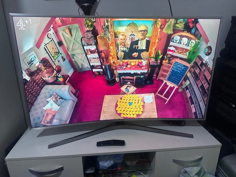 Free delivery 49”Samsung 4k Curve ultra HDTV 