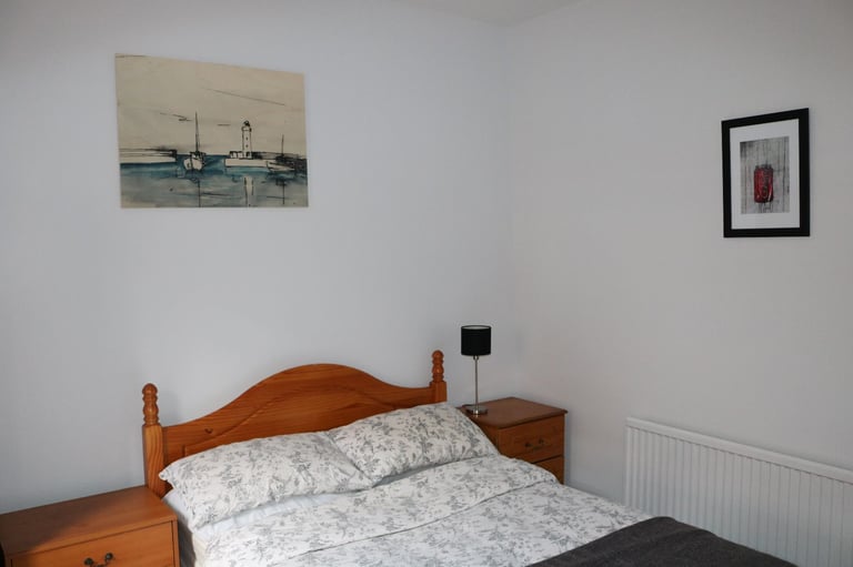 2-Bed Ground Floor Apartment – Fully Refurbished – Excellent Location (Off Dublin Road)