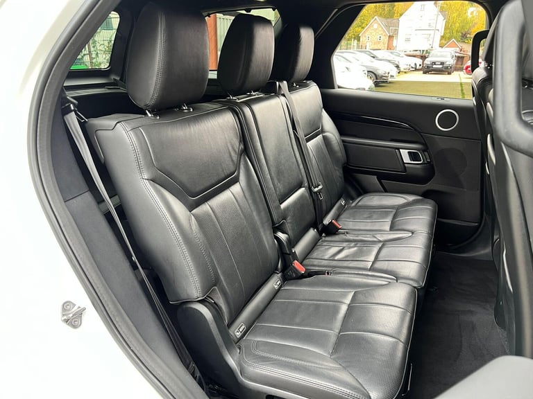 2018 Land Rover Discovery 3.0 TD V6 SE Auto 4WD Euro 6 (s/s) 5dr ESTATE Diesel Automatic