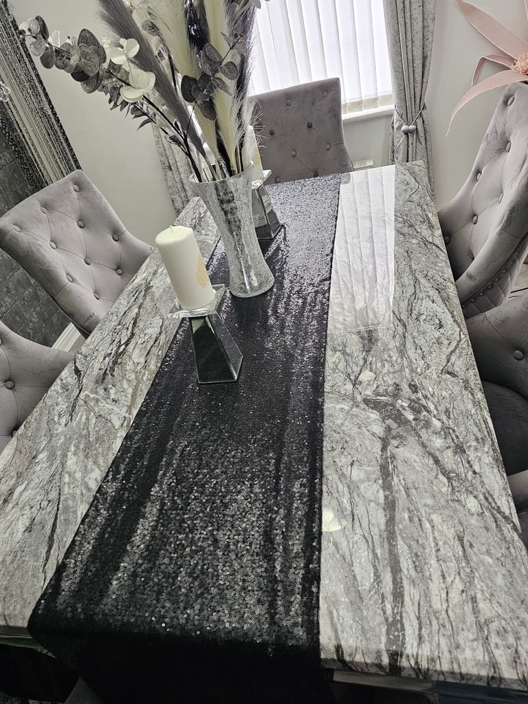 Dining table and 6 Chairs in Cambuslang, Glasgow Gumtree