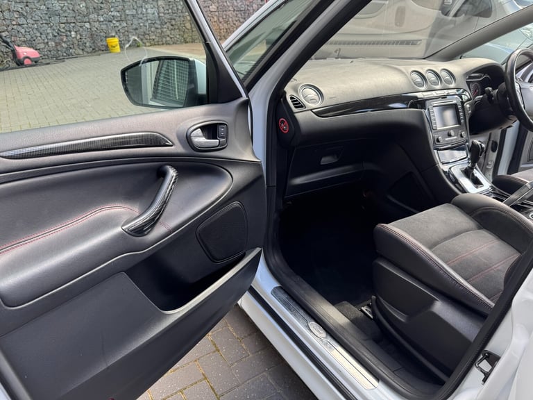2012 Ford S-Max 2.2 TDCi 200 Titanium X Sport 5dr Auto MPV Diesel Automatic