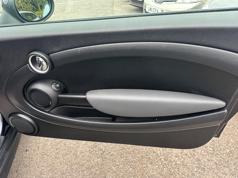 2008 MINI Hatch 1.6 Cooper Euro 4 3dr HATCHBACK Petrol Manual