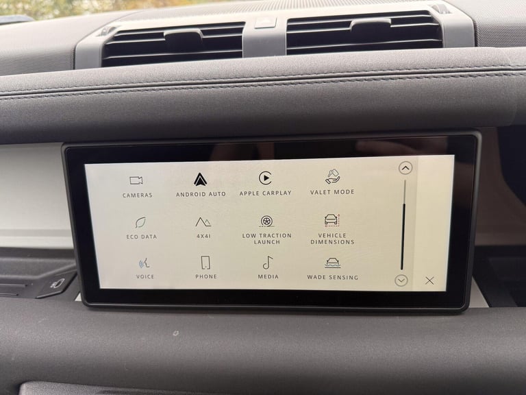  Land Rover Defender 90 3.0 D250 MHEV Hard Top SUV Auto 4WD SWB Euro 6 (s/s) 3dr Diesel Automatic