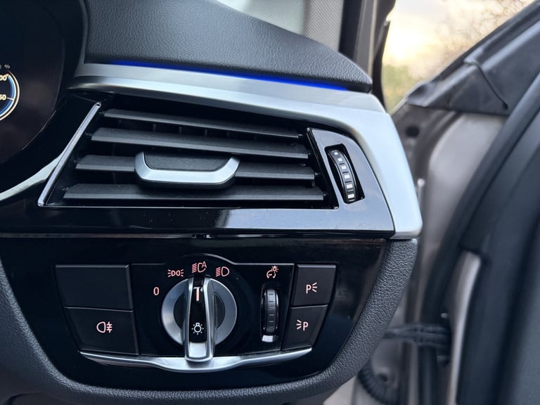 BMW 5 SERIES 2.0 530e SE Saloon 2018