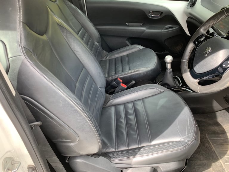 2015 Peugeot 108 1.2 VTi Feline 3dr HATCHBACK Petrol Manual