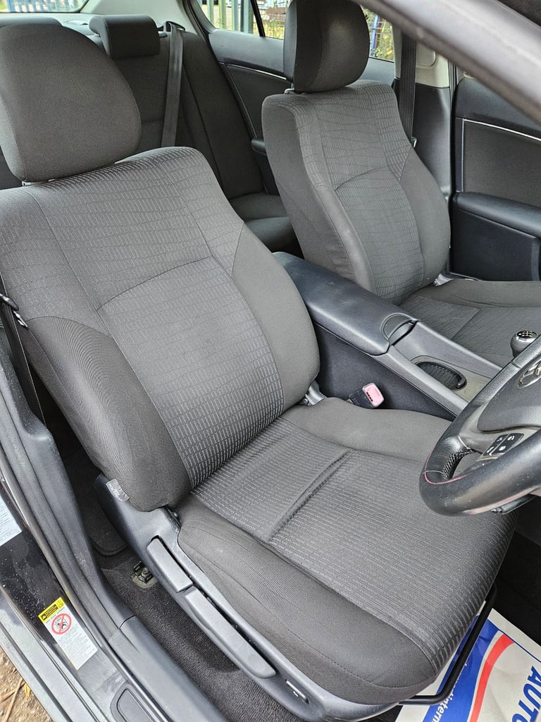 Toyota, AVENSIS, Saloon, 2009, Manual, 1998 (cc), 4 doors