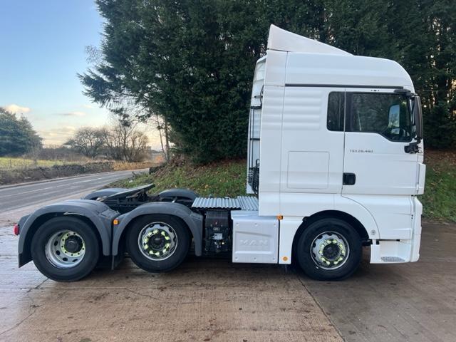 2019 MAN TGX XLX 26.460 Euro 6 6x2 tractor unit fridge a/c slider media system