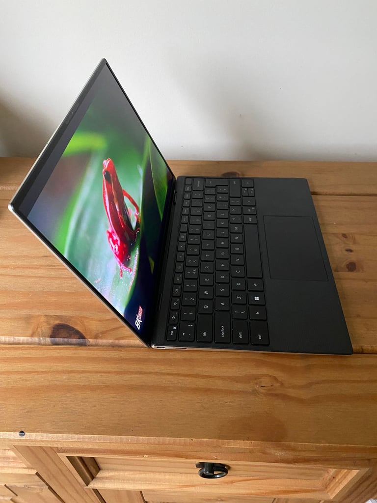 Dell XPS 9300 Laptop, Intel i7, 16gb Ram, 512gb SSD, Windows 11 Pro, with Office Pro Plus 2024