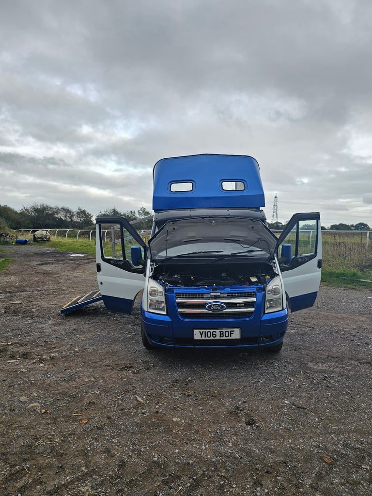 3.5t horsebox