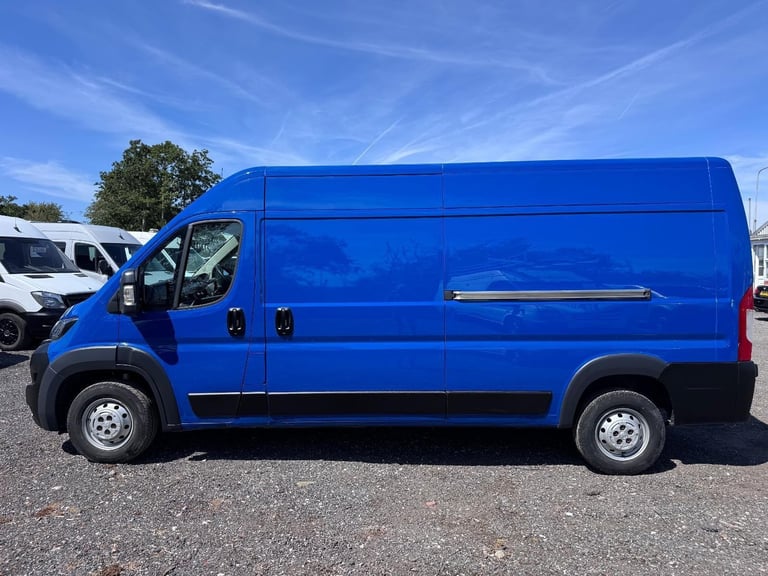 2019 Peugeot Boxer Professional 2.0 Blue HDI LWB Van. L3H2. FSH. NAV. AC. Cruise