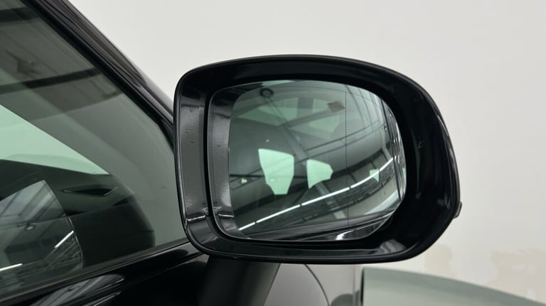 2023 Volvo XC60 2.0 T6 [350] RC PHEV Plus Dark 5dr AWD Geartronic ESTATE PETROL/ELECTRIC Automatic
