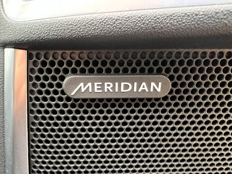 2018 Jaguar E-Pace 2.0 D180 R-Dynamic SE Auto AWD Euro 6 (s/s) 5dr ESTATE Diesel Automatic