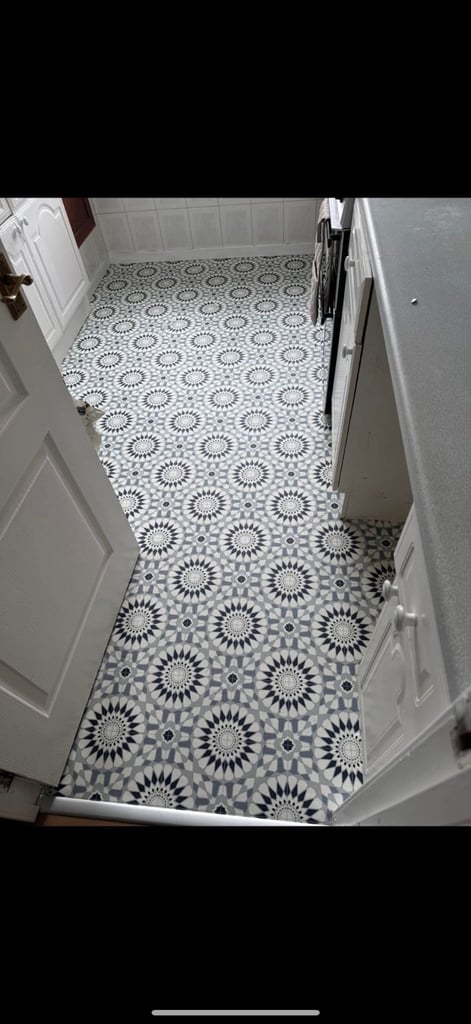 image for Carpet and Vinyl Fitting Services 