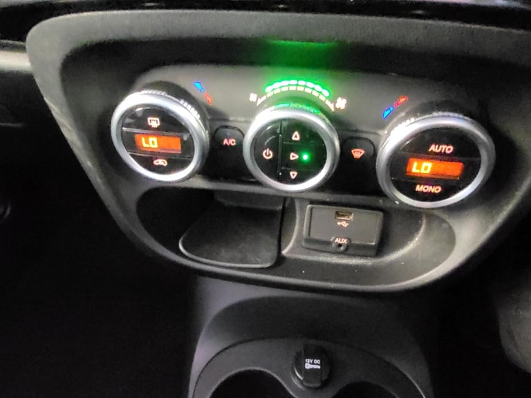 FIAT 500L TREKKING 1.4 PETROL 2 OWNER 77K FULL HISTORY IDEAL FAMILY VEHICLE 