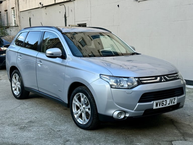 2013 MITSUBISHI OUTLANDER 2.2 DI-D GX4 Silver Auto Diesel