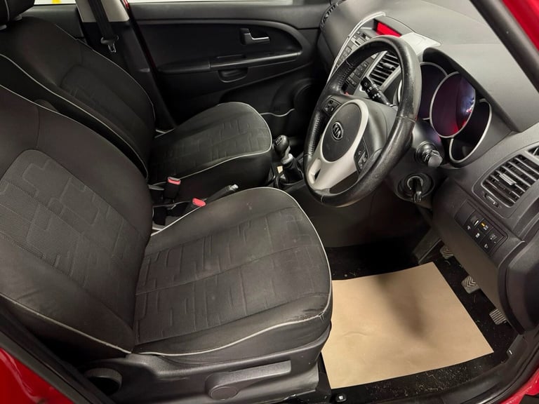 2011 Kia Venga 1.4 CRDi EcoDynamics 3 5dr HATCHBACK Diesel Manual