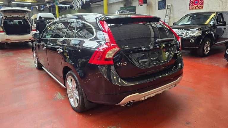  Volvo V60 3.0 T6 SE Lux Geartronic AWD Euro 5  Petrol Automatic