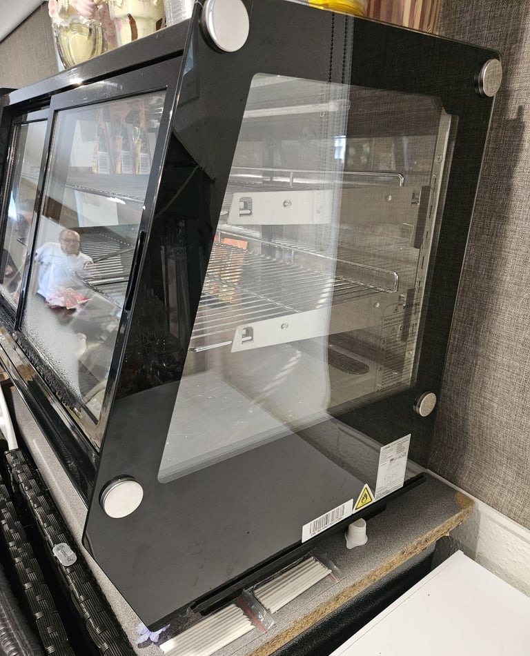 Display Fridge (counter top)
