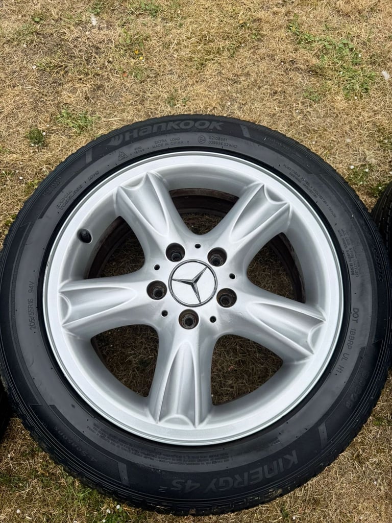 Mercedes-Benz CLK W209 16" alloy wheels and tyres