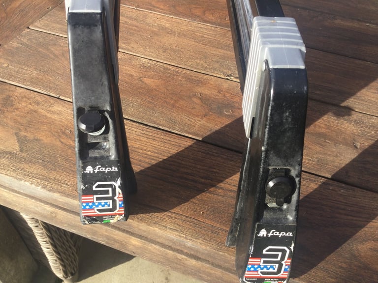 Retro 80s Fapa Made in Italy ski rack